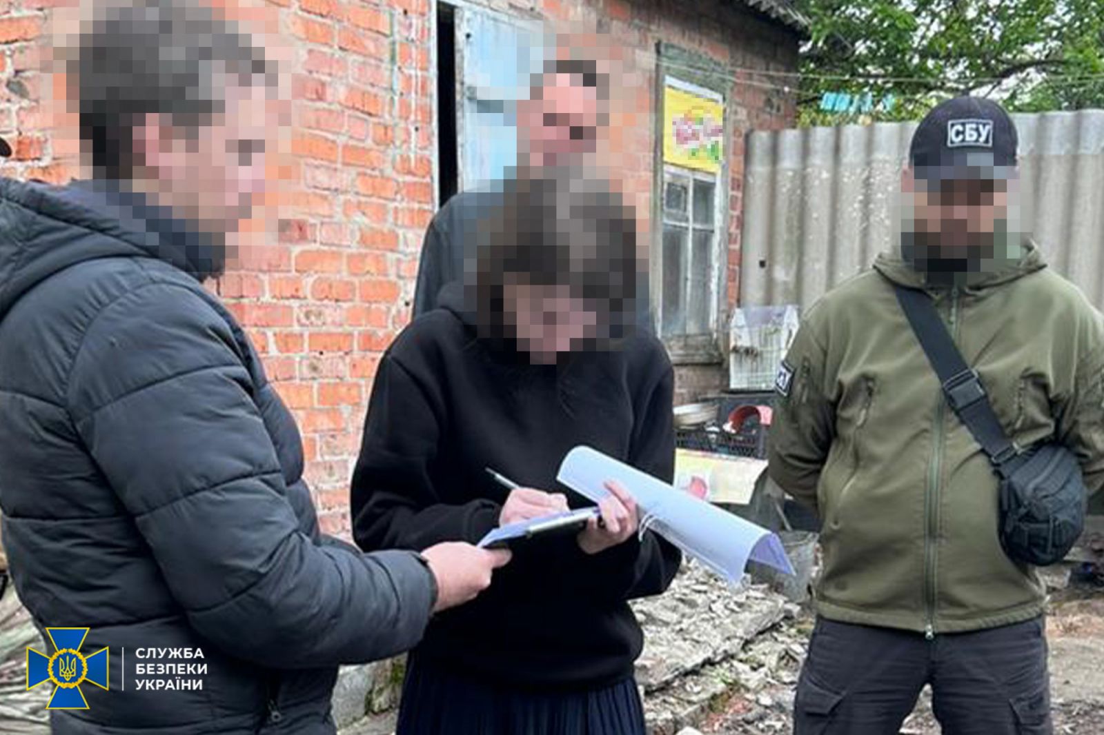 Агент рф шпигувала за понтонними переправами ЗСУ на Донеччині. Фото: СБУ
