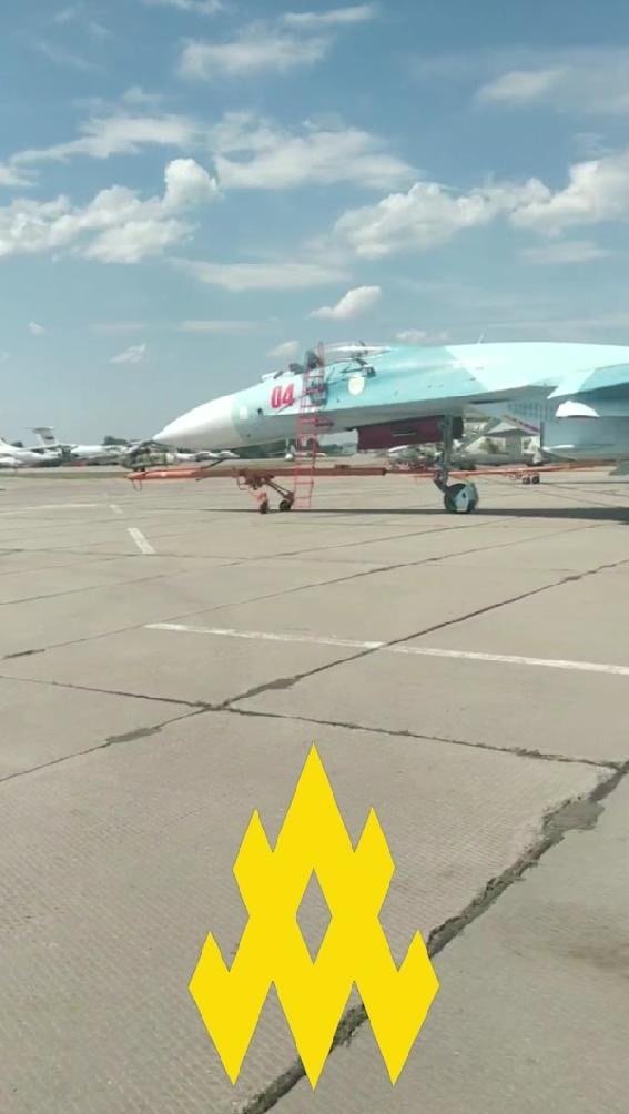 Партизани проникли на аеродром у Воронежі. Фото: Атеш