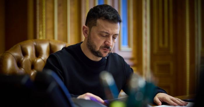 Президент Владимир Зеленский подписал закон. Фото: